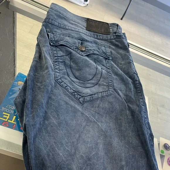 MENS TRUE RELIGION JEANS PACK SIZE 38